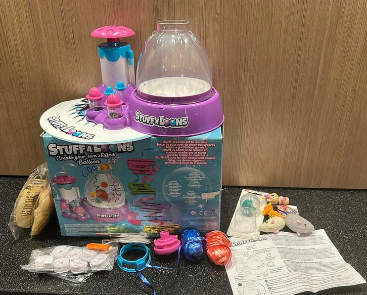 StuffaLoons makerstation met extra clips en ballonnen, Kinderen en Baby's, Speelgoed | Educatief en Creatief, Gebruikt, Ophalen