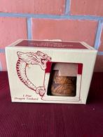 Bierpot met draak en vinking, Antiek en Kunst, Antiek | Keramiek en Aardewerk, Ophalen of Verzenden