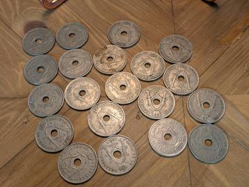Collectie 2000+ oude en internationale munten / biljetten beschikbaar voor biedingen