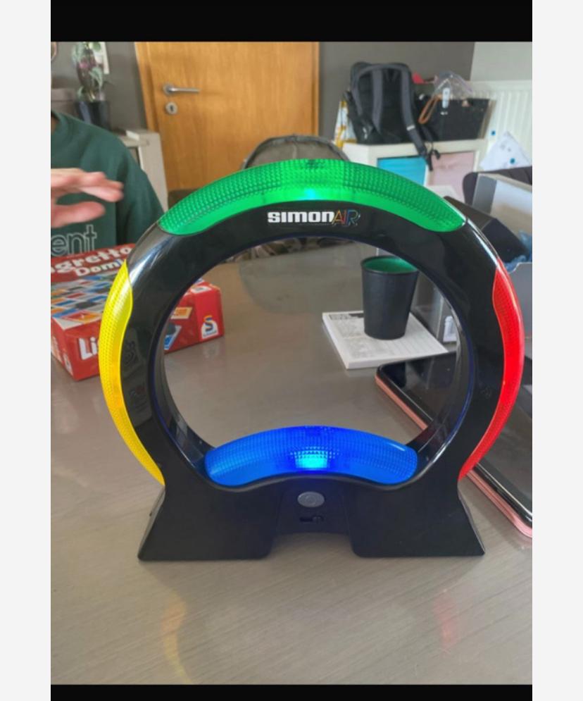 Simon air, Hobby en Vrije tijd, Gezelschapsspellen | Overige, Een of twee spelers, Ophalen, Zo goed als nieuw