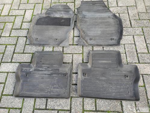 Volvo V70 xc70 S80 2007 - 2016 mattenset rubber €50 winter, Auto-onderdelen, Interieur en Bekleding, Volvo, Gebruikt, Ophalen of Verzenden