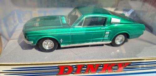 FORD MUSTANG FAST BACK DINKY TOYS MATCHBOX NOG ALTIJD DOOSJE, Hobby en Vrije tijd, Modelauto's | 1:43, Zo goed als nieuw, Dinky Toys