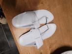 Nieuwe leren strandslippers voor heren, 44, Ophalen of Verzenden, Zo goed als nieuw, Wit