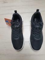 Nieuwe sportschoenen maat 44, Sport en Fitness, Ophalen of Verzenden, Zo goed als nieuw, Schoenen