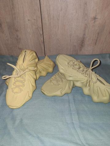 ADIDAS YEEZY 450 41.1/3 SNEAKERS beschikbaar voor biedingen