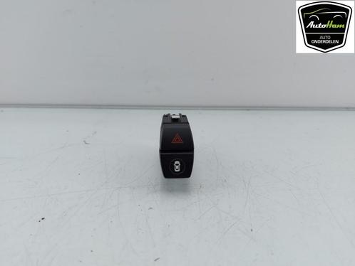 ALARMLICHTEN SCHAKELAAR BMW X5 (F15) (01-2013/07-2018), Auto-onderdelen, Dashboard en Schakelaars, BMW, Gebruikt