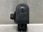 RELAIS Toyota Auris (E15) (01-2006/09-2012) (|8934330010|), Gebruikt, Toyota