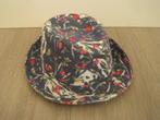 Chapeau en tissu taille 56 bleu blanc à fleurs - aspect pein, Vêtements | Femmes, Comme neuf, Chapeau, Enlèvement ou Envoi, 56 ou 57 cm (M, 7 ou 7⅛ pouces)