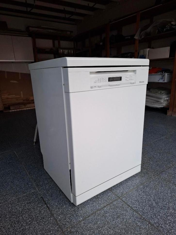 Miele vaatwasmachine G6410SCBW, Elektronische apparatuur, Vaatwasmachines, Gebruikt, Vrijstaand, Minder dan 85 cm, 60 cm of meer