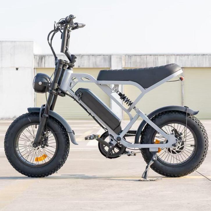 NOUVEAU 2025! Nouvelles couleurs pour Fatbike V20 Mini Pro !, Enfants & Bébés, Jouets | Extérieur | Véhicules à batterie, Neuf