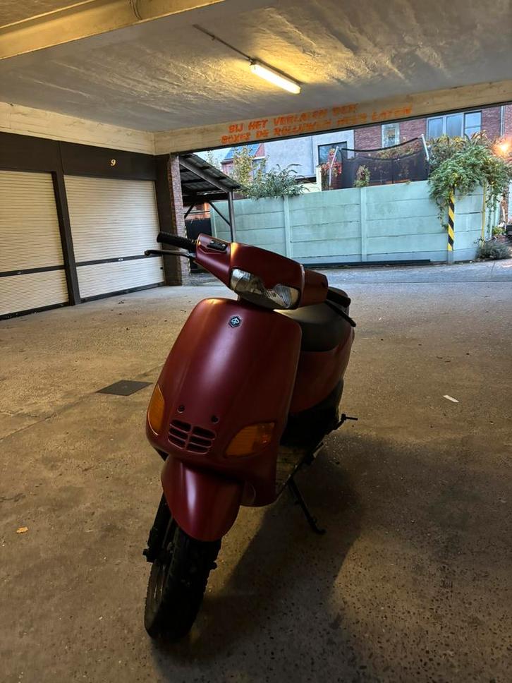Piaggio zip type 3 172cc, Fietsen en Brommers, Scooters | Piaggio, Zip, Ophalen