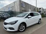 Opel Astra Sports Tourer 1.2 Benzine – 12 MAANDEN GARANTIE, Auto's, Gebruikt, Euro 6, 1199 cc, https://public.car-pass.be/vhr/d40443ca-4376-404a-9cde-ce29162eb4e0
