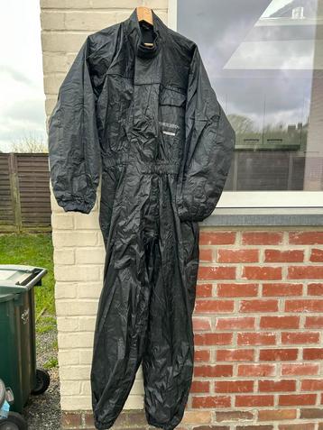 Regenpak Modeka M beschikbaar voor biedingen