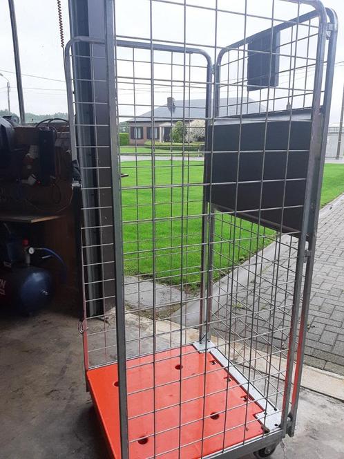Containers op wielen +/- 20 stuks, Zakelijke goederen, Kantoor en Winkelinrichting | Magazijn, Stelling en Opslag, Ophalen