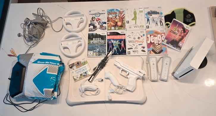 WII bundel in uitstekende staat, Games en Spelcomputers, Games | Nintendo Wii, Zo goed als nieuw, Ophalen