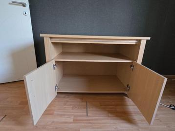 Tv meubel beschikbaar voor biedingen