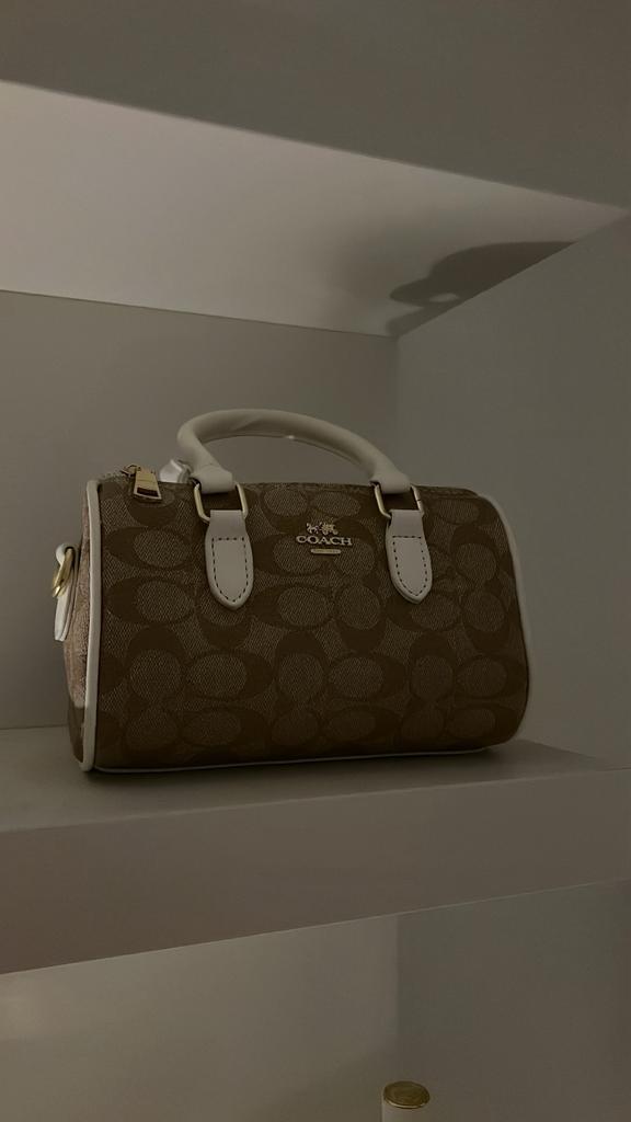 Stijlvolle designer handtas in Coach stijl – als nieuw, Handtassen en Accessoires, Tassen | Damestassen, Zo goed als nieuw, Handtas