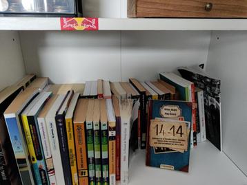 Fictieboeken, romans, avonturen beschikbaar voor biedingen