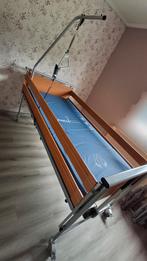 lit électrique médicalisé + 2 matelas anti escare, Divers, Enlèvement, Utilisé