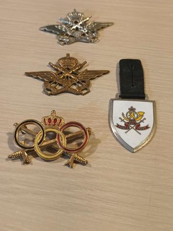 Militaire insigne army militaria abl divers  beschikbaar voor biedingen