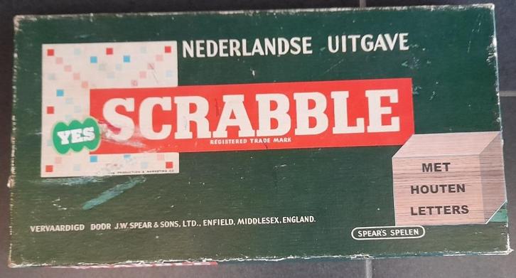 SCRABBLE, Hobby en Vrije tijd, Gezelschapsspellen | Bordspellen, Ophalen of Verzenden