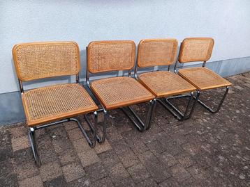4 cesca-model stoelen naar het ontwerp van Marcel Breuer  beschikbaar voor biedingen