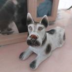 Geglazuurd  beeldje van hond Germany 6487/, Antiquités & Art, Antiquités | Céramique & Poterie, Enlèvement ou Envoi