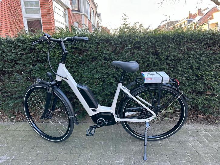 Elektrische fiets Bosch, Fietsen en Brommers, Elektrische fietsen, Zo goed als nieuw, Ophalen