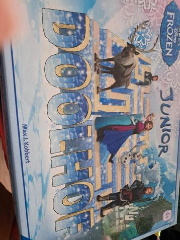 Gezelschapsspel Frozen doolhof junior, Enlèvement ou Envoi, Comme neuf