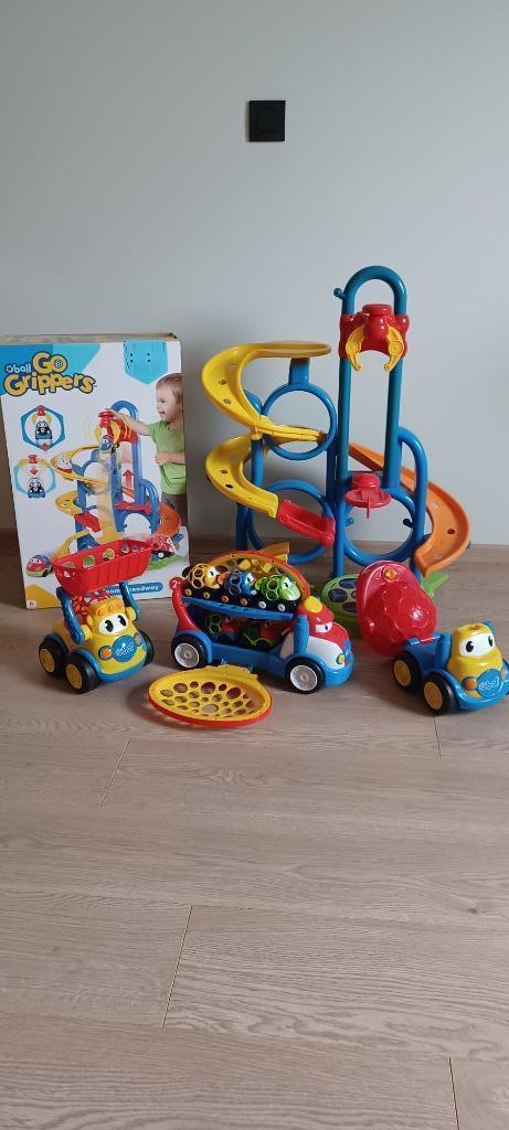 Oball Go Grippers autobaan kiepwagen transporter bulldozer, Enfants & Bébés, Jouets | Véhicules en jouets, Comme neuf, Enlèvement