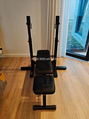 Mooi fitnessbankje voor beginners  beschikbaar voor biedingen