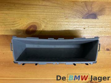 Opbergvak dashboard midden BMW 5 serie E60 E61 51457063145 beschikbaar voor biedingen