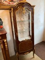 Vitrine gebogen en vol met brons, Antiek en Kunst, Ophalen