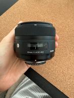 Sigma 30mm F/1.4 Nikon DX, Audio, Tv en Foto, Ophalen, Zo goed als nieuw