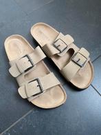 Birckenstock look-a-like maat 39 beige, Vêtements | Femmes, Chaussures, Enlèvement ou Envoi, Beige, Comme neuf, Pull & Bear