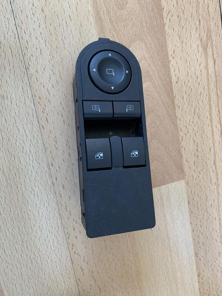 Opel Astra H , Zafira B raamschakelaar elektrische ramen, Auto-onderdelen, Dashboard en Schakelaars, Opel, Gebruikt, Ophalen of Verzenden