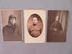 3 oude foto,s PK Bel. Militairen in uitrusting, Verzamelen, Verzenden, Foto, Klederdracht, Zo goed als nieuw