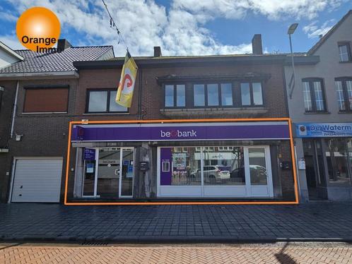 Aantrekkelijk handelspand van 200m² met gunstige ligging., Zakelijke goederen, Bedrijfs Onroerend goed, Bedrijfsruimte, Koop
