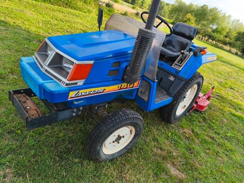 Tracteur iseki 4x4, Tuin en Terras, Zitmaaiers, Zo goed als nieuw, Ophalen
