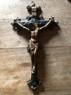 Jésus en croix grand format, Enlèvement