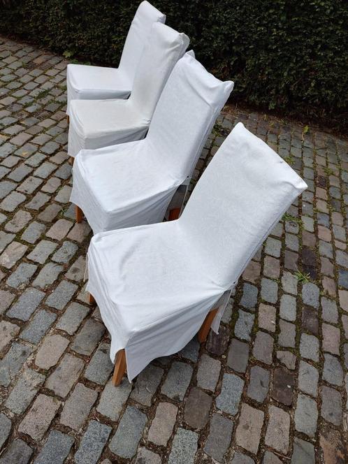 4 chaises en bois avec housses, Maison & Meubles, Chaises, Utilisé, Quatre, Bois, Tissus, Blanc, Enlèvement