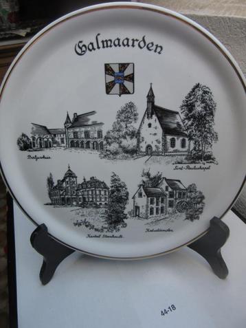 Porseleinen sierbord Galmaarden beschikbaar voor biedingen