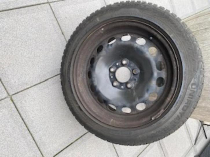 Set (Regen)banden uniroyal, Auto-onderdelen, Banden en Velgen, Band(en), All Season, 17 inch, 225 mm, Personenwagen, Gebruikt