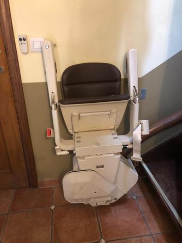 Monte personne Handi Care beschikbaar voor biedingen