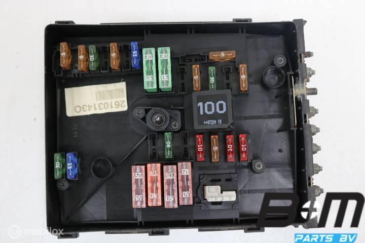 Zekeringkast in motorruimte VW Golf 5 1K0937125A, Auto-onderdelen, Elektronica en Kabels, Gebruikt