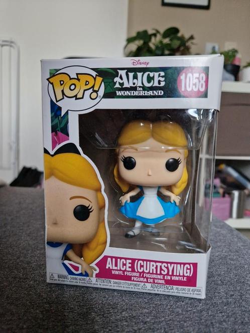 Funko Pop! Alice (curtsying), Collections, Jouets miniatures, Comme neuf, Enlèvement