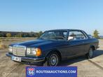 Mercedes-Benz 230CE | 1983 | Route 66 Auctions, Auto's, Zwart, Mercedes-Benz, Bedrijf, Handgeschakeld