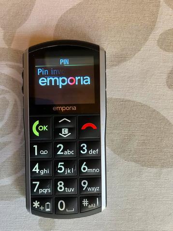 Nog Nieuw GSM Emporia XM-V25 met oplader…Lees info
