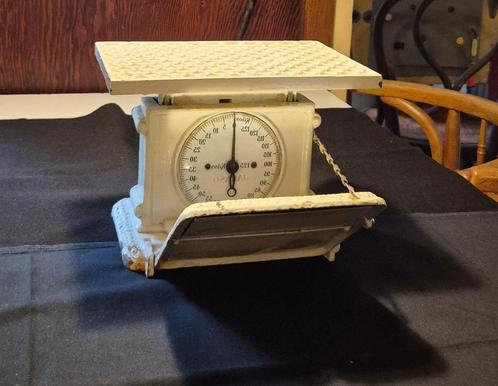 Oude vintage Jaraso weegschaal met gietijzeren spiegel, Elektronische apparatuur, Weegschalen, Ophalen