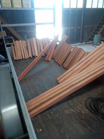 Meranti hout resten  beschikbaar voor biedingen